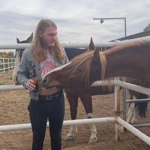 Meet your Posher, Alex